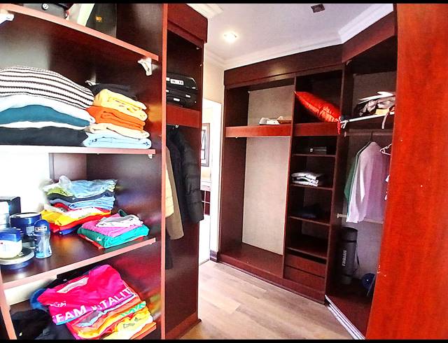 4 BEDROOM GOLF ESTATE FOR SALE IN BLUE VALLEY GOLF ESTATE